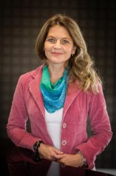 <b>&nbsp;Hlaváčková Bohdana DiS.</b><div>zpěv, HN</div>