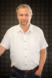 <b>Mgr. Lomič Jiří</b><div>akordeon, keyboard,</div><div>HN</div>