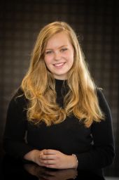 <b>&nbsp;Pastorková Katka DiS.</b><div>klarinet, saxofon,</div><div>zobcová flétna,</div><div>altová flétna</div>